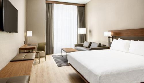 King Room with Sofa Bed