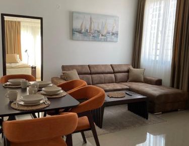 One-Bedroom Apartment