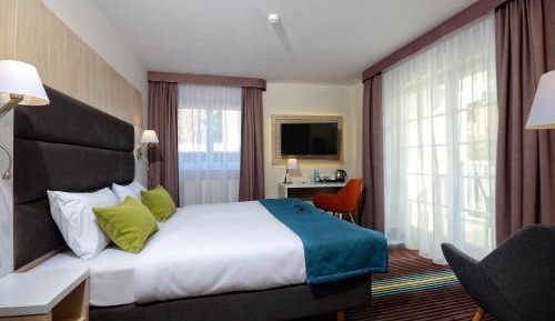 Superior Double Room with Balcony