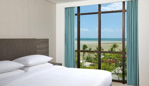 Junior King Suite with Complimentary Return Airport Transport