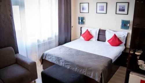 Superior King Suite