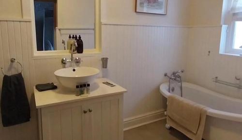 Deluxe Double Room with Bath