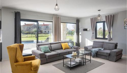 Four-Bedroom Holiday Home