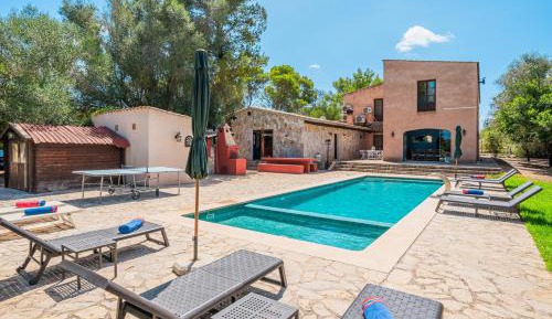 Villa with Garden View