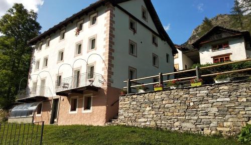 Apartment - Split Level