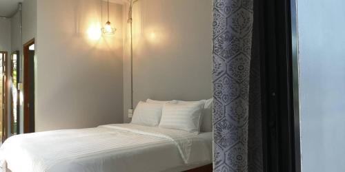 King Room with Balcony