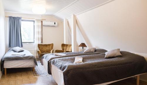 Triple Room with Shared Bathroom