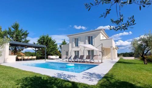 Superior Villa