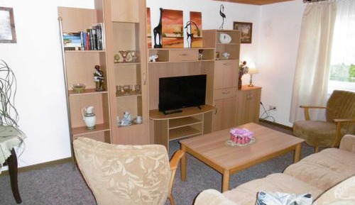 One-Bedroom Apartment with Terrace