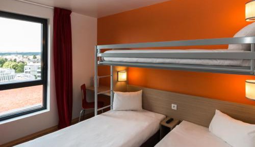 Family triple room