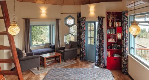 Deluxe King Suite