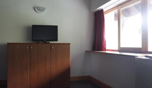 Studio - Split Level