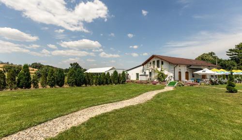 Suite with Garden View