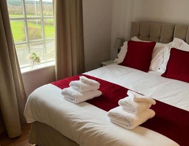 Double or Twin Room with Shower