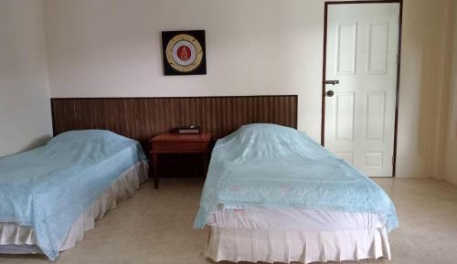 Twin Room with Private Bathroom