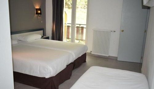 Comfort Triple Room with Shower