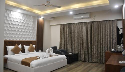 Superior King Room