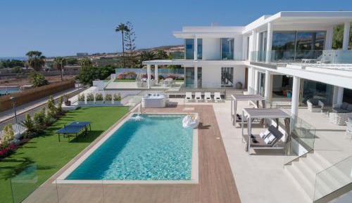 Villa with Private Pool