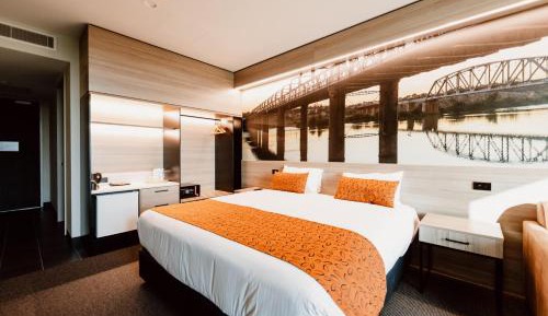 Accessible Riverside Suite