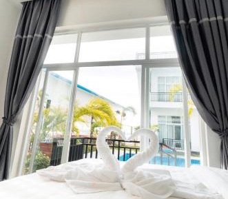 Double Room with Pool View