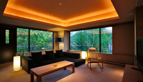 Suite with Marble bath - Non-Smoking