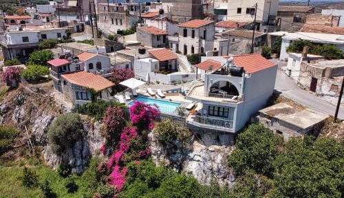 Villa Anemone Shared Pool Two Bedrooms
