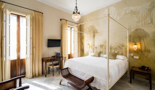 Superior Exterior Twin Room