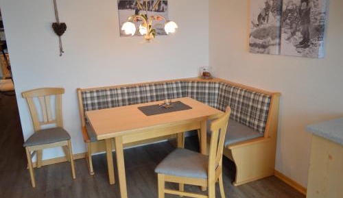 One-Bedroom Apartment - Annex