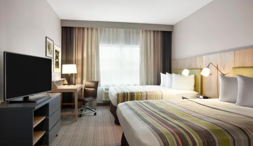 Queen Room with Two Queen Beds - Non-Smoking