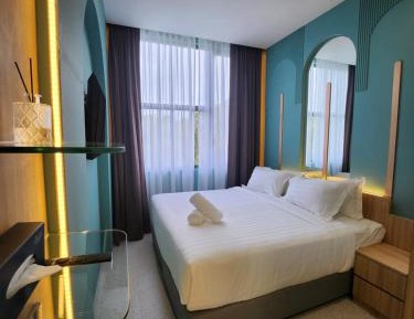 Standard King Room