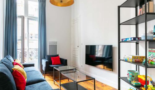 Deluxe Apartment