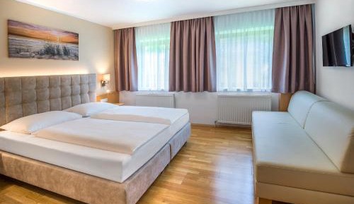Double Room with Shower