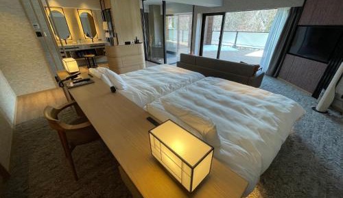 Deluxe Twin Room Mountain View with Private bath room-Non-Smorking