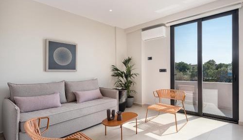 Deluxe Triple Room with Sea View