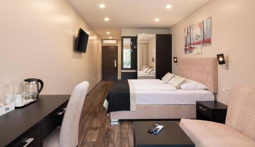 Superior Room with Balcony with Sea View