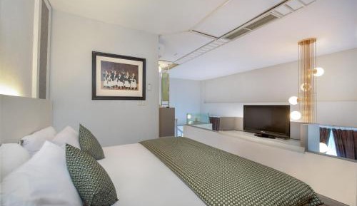 Presidential Suite