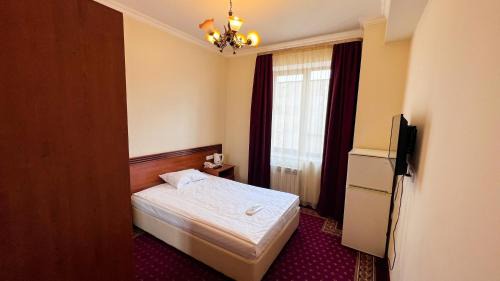 Budget Single Room