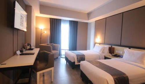 Sky Deluxe Twin Room