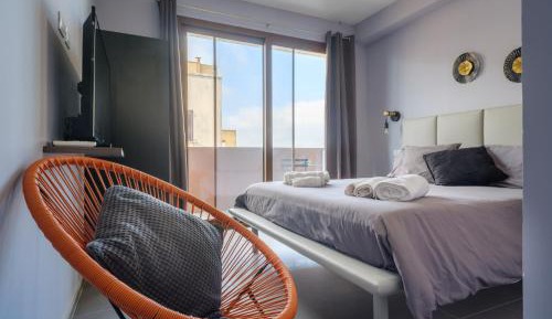 Superior One-Bedroom Apartment with Balcony