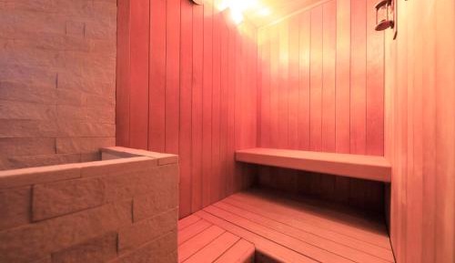 Suite with Sauna