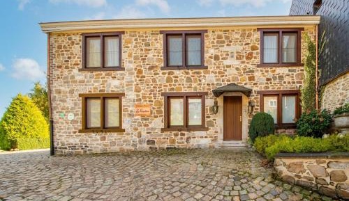Four-Bedroom Holiday Home
