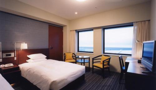 Superior Twin Room Type A - Airport View - Non-Smoking