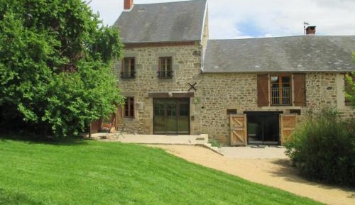 Holiday Home (12 Adults)