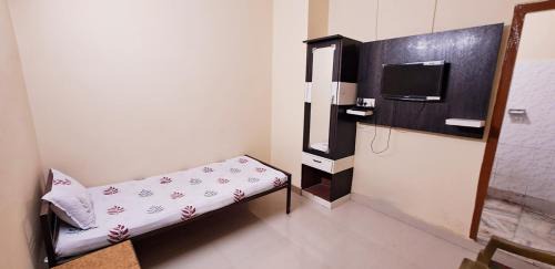 Single Room with Bathroom