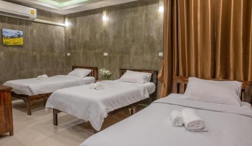 Deluxe Triple Room