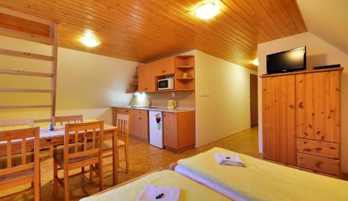 Apartment - Split Level