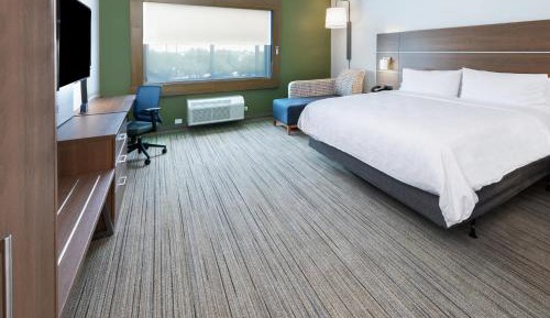 King Room - Hearing Accessible/Non-Smoking 