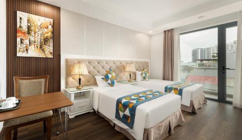 Twin Room with Balcony