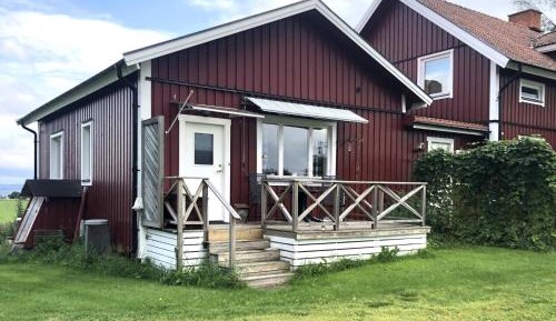 One-Bedroom Holiday Home