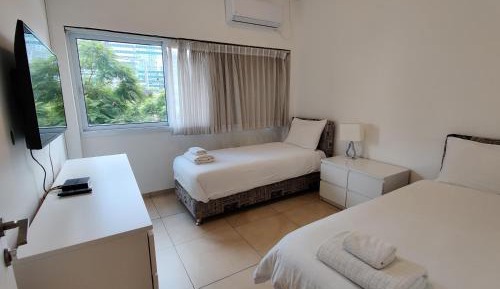 Standard Twin Room with Shared Bathroom